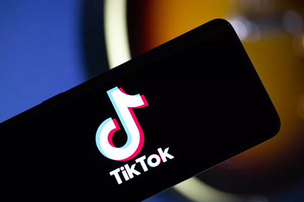 تیک تاک چیست؟ آشنایی با شبکه اجتماعی TikTok
