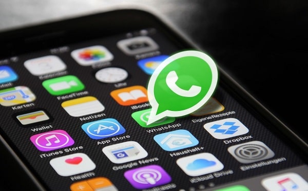 آموزش مخفی کردن چت ها در واتساپ (WhatsApp) با قابلیت آرشیو در اندروید و آیفون (iOS)