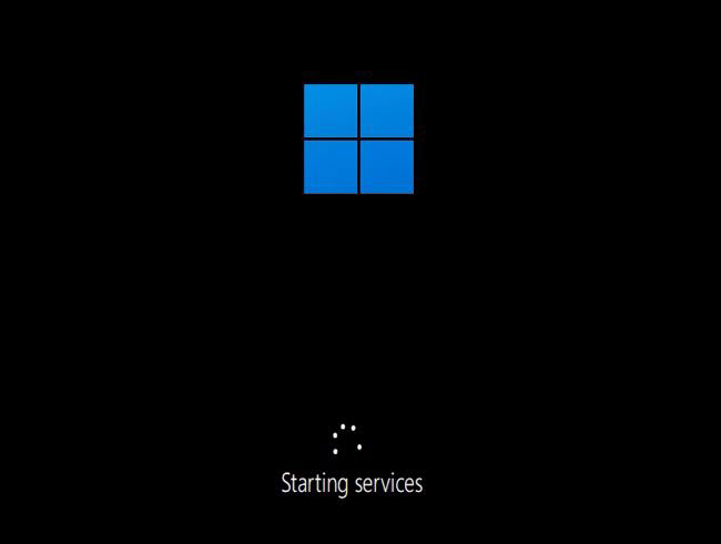 آموزش نصب ویندوز 11 - نحوه راه اندازی Windows 11 با فلش برای کامپیوتر و لپ تاپ