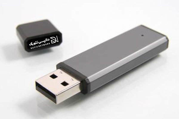 راهنمای خرید فلش مموری USB [✔️ نکات مهم قبل از خرید]