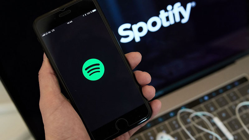 چگونه در اسپاتیفای آفلاین آهنگ گوش کنیم؟ نحوه پخش موزیک در Spotify بدون اینترنت